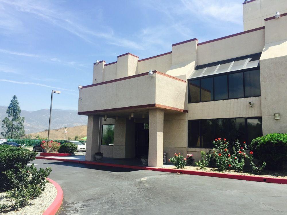 San Bernandino Inn & Suites San Bernardino Exterior foto